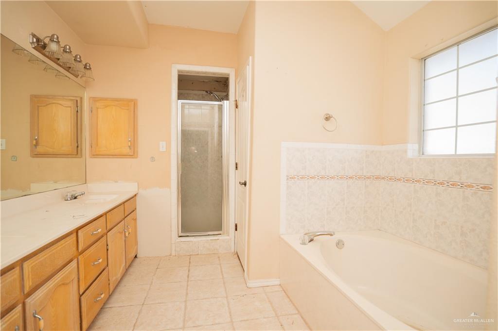 2432 Flushing Meadows Mdws, Weslaco, Texas image 19