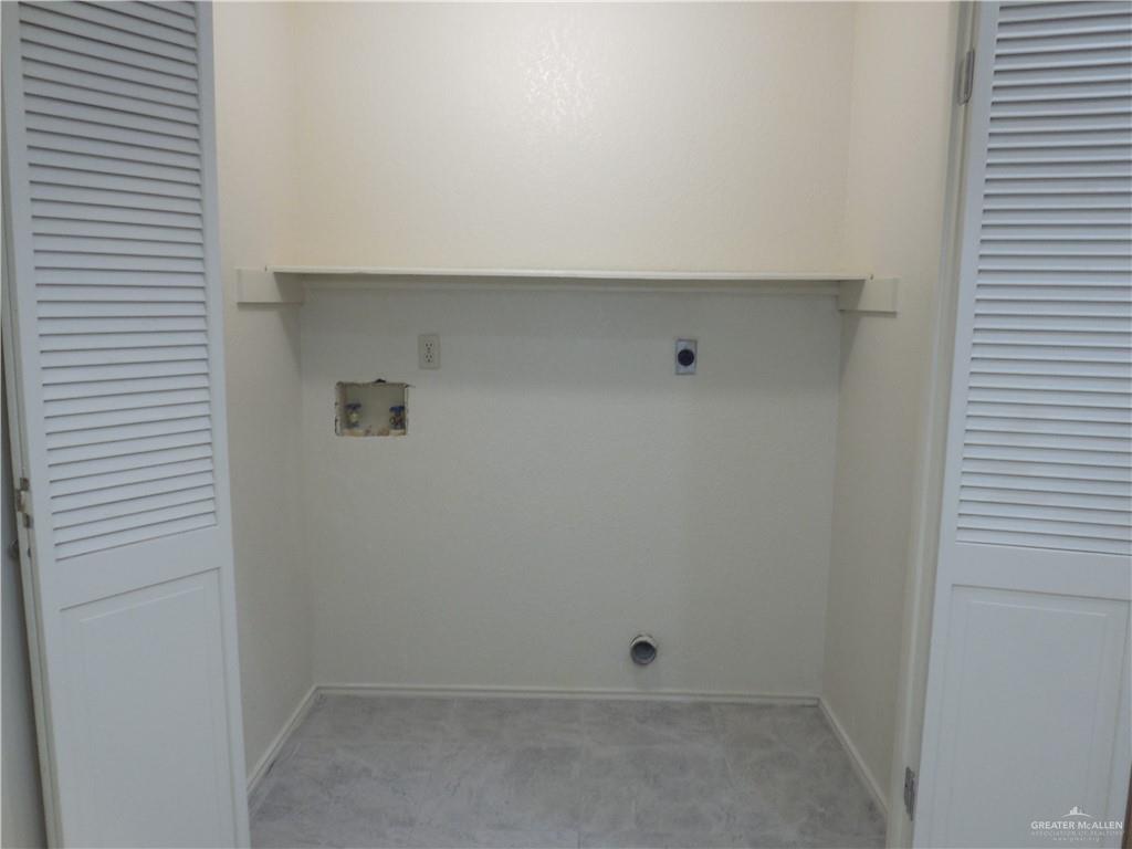 McAllen, Texas 78504, United States, 3 Bedrooms Bedrooms, ,2 BathroomsBathrooms,Residential,Active,77772