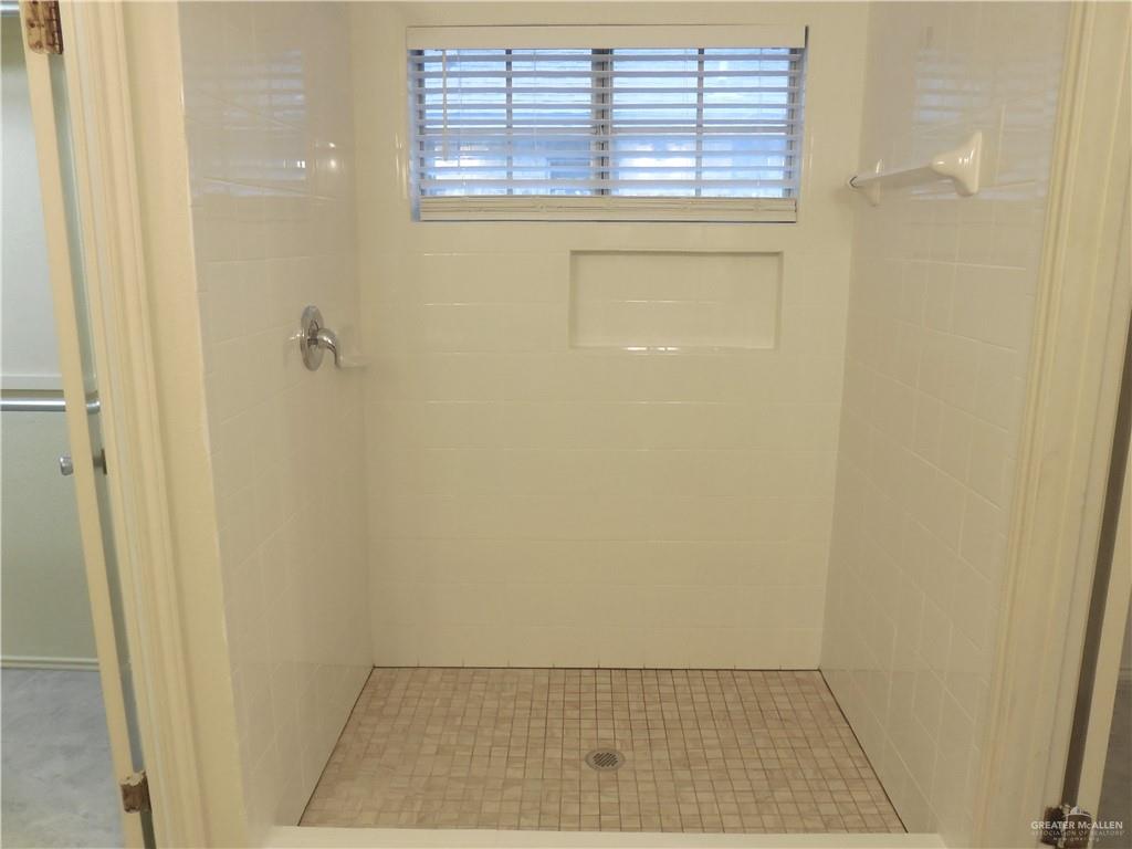 McAllen, Texas 78504, United States, 3 Bedrooms Bedrooms, ,2 BathroomsBathrooms,Residential,Active,77772