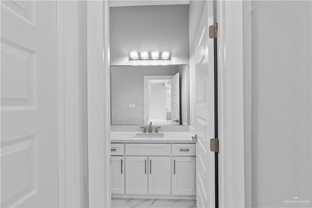 519 Oriole Drive, Los Fresnos, Texas image 27
