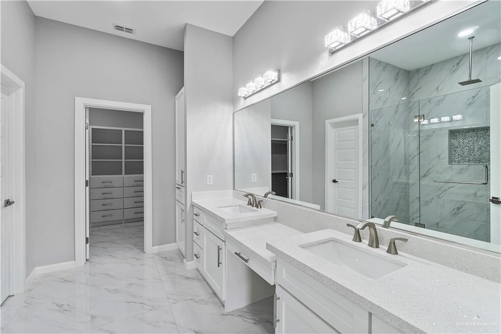 519 Oriole Drive, Los Fresnos, Texas image 21