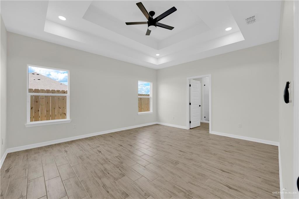 2713 Sunrise Lane, Weslaco, Texas image 4