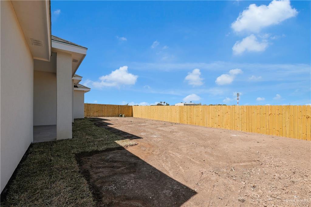 2713 Sunrise Lane, Weslaco, Texas image 21