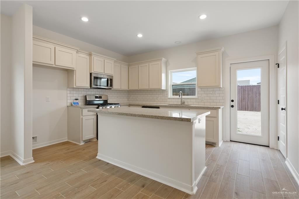 3433 Emory Avenue, McAllen, Texas image 5