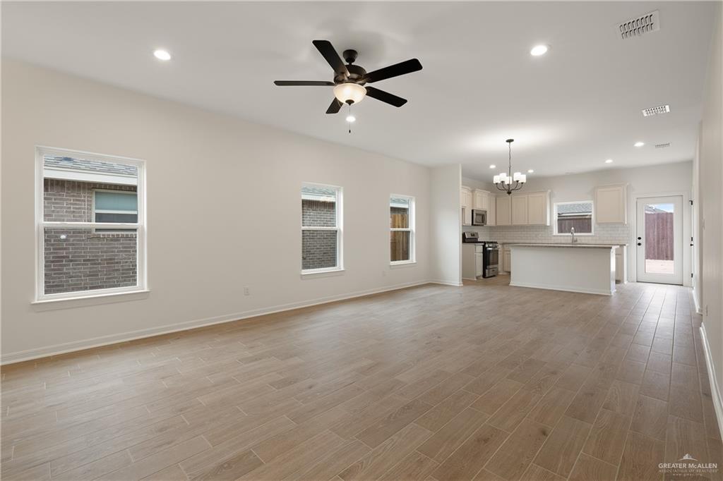 3433 Emory Avenue, McAllen, Texas image 4