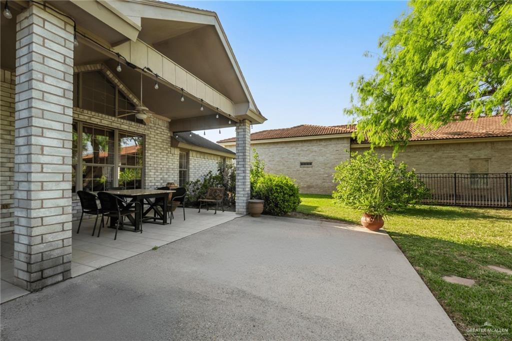 1604 Santa Ana Avenue, Rancho Viejo, Texas image 19
