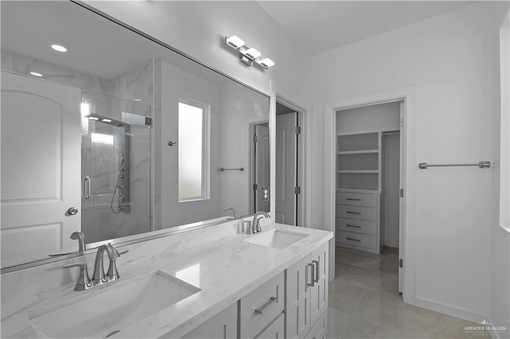 3824 Zenker Avenue, McAllen, Texas image 10