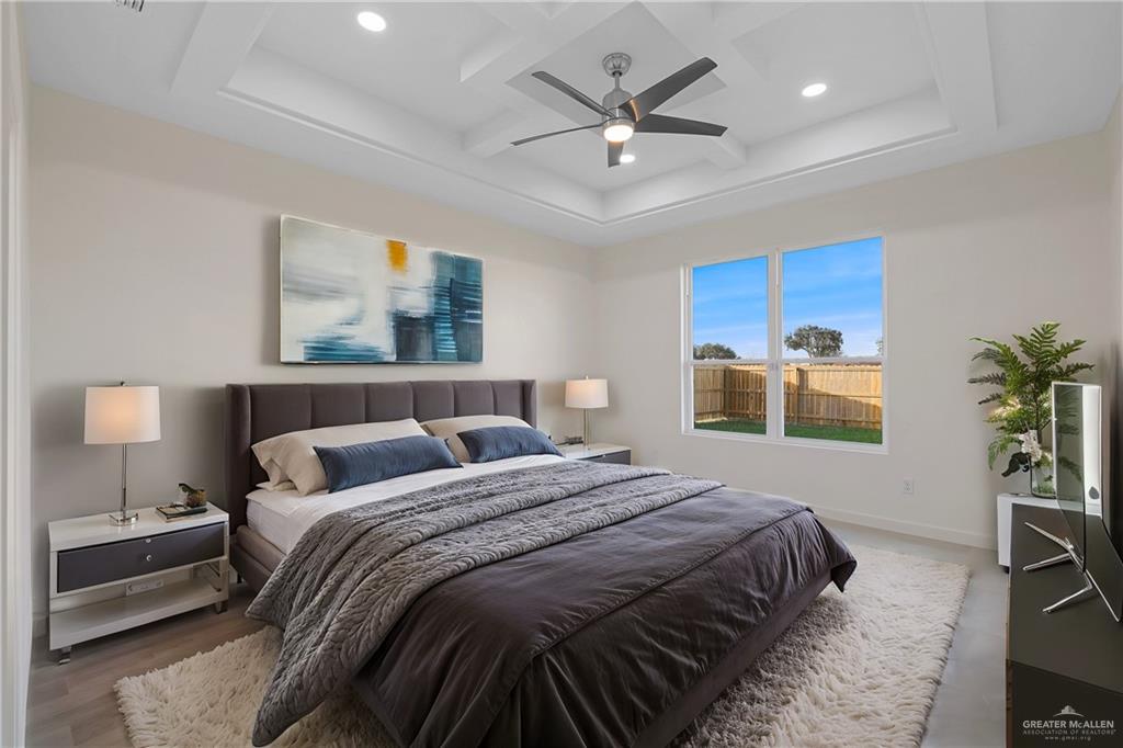 3824 Zenker Avenue, McAllen, Texas image 9