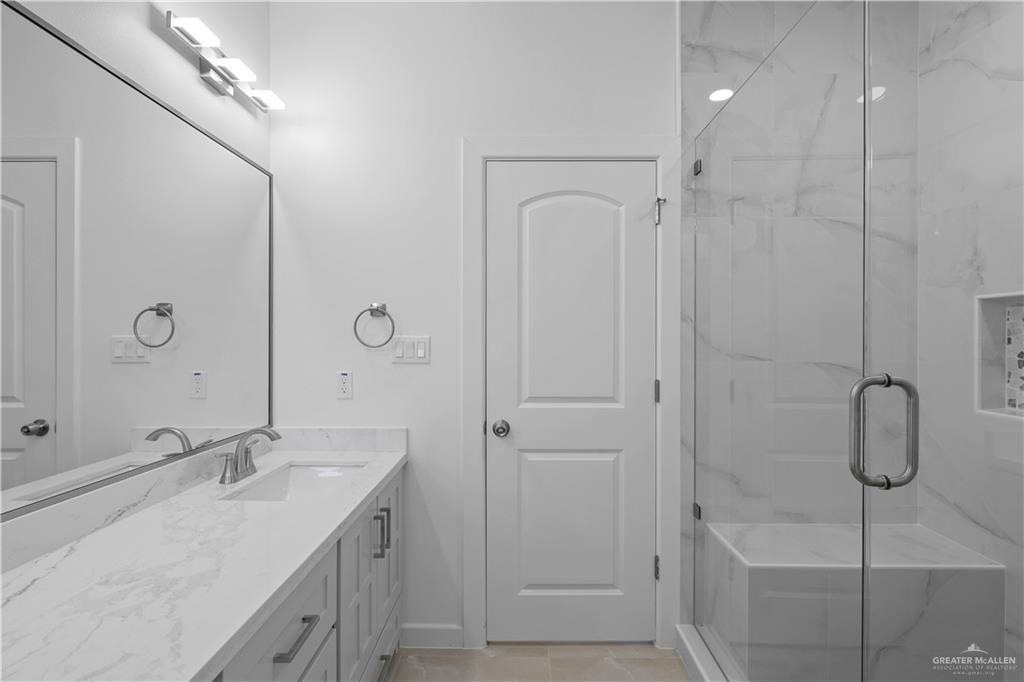 3824 Zenker Avenue, McAllen, Texas image 19