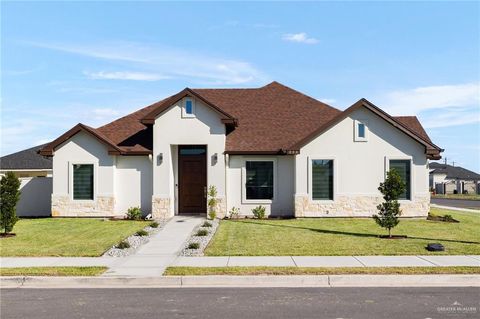 Photo of 804 N Buxton Avenue, Edinburg, TX 78541 (MLS # 485780)