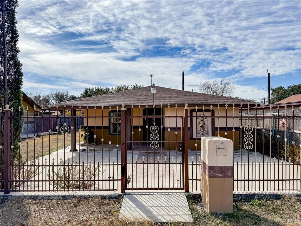 208 W Trevino Street, Rio Grande City, Texas image 1