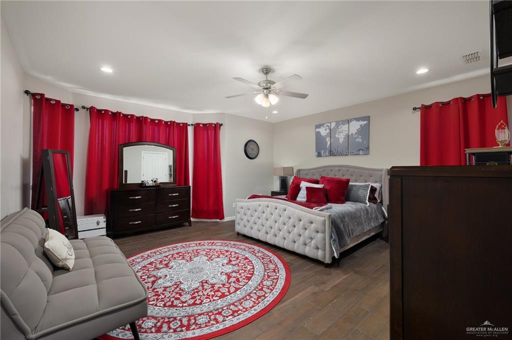 3901 Green Jay Drive, Mission, Texas image 10