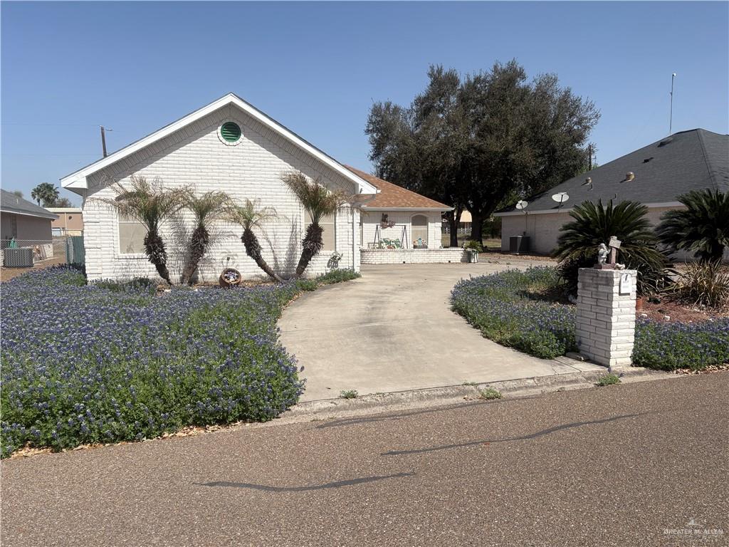 7412 Golf Drive, Mission, Texas image 2