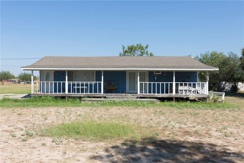 Photo of 406 South Avenue E, Donna, TX 78537 (MLS # 489227)