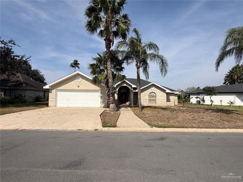 Photo of 325 Ashley Drive, Pharr, TX 78577 (MLS # 497422)