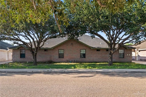 Multifamily For Sale - 1417 Prosperity Drive<br/> Edinburg, TX 78541