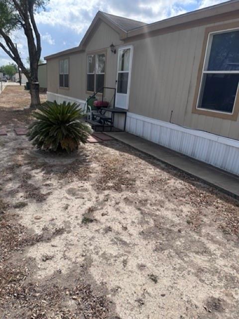 Mobile Home For Sale - 901 E Sioux Road<br/> Pharr, TX 78577
