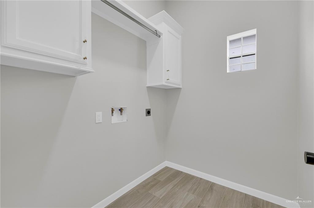 8007 N 48th Lane, McAllen, Texas image 27
