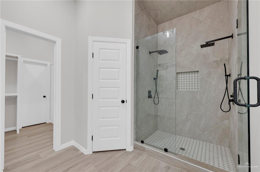 8007 N 48th Lane, McAllen, Texas image 20