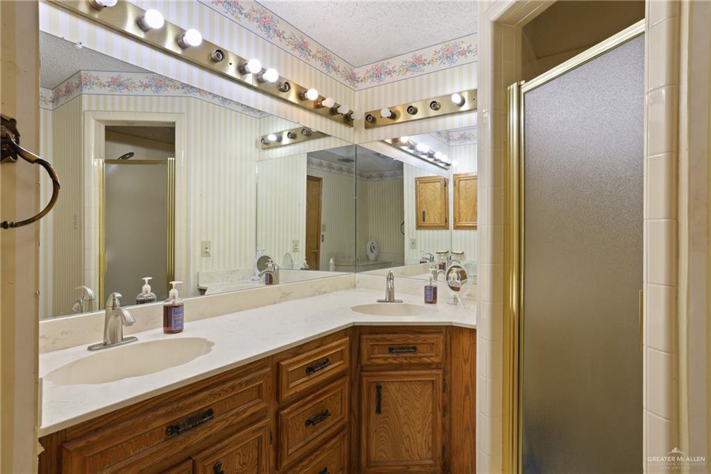 2513 Swallow Avenue, McAllen, Texas image 13