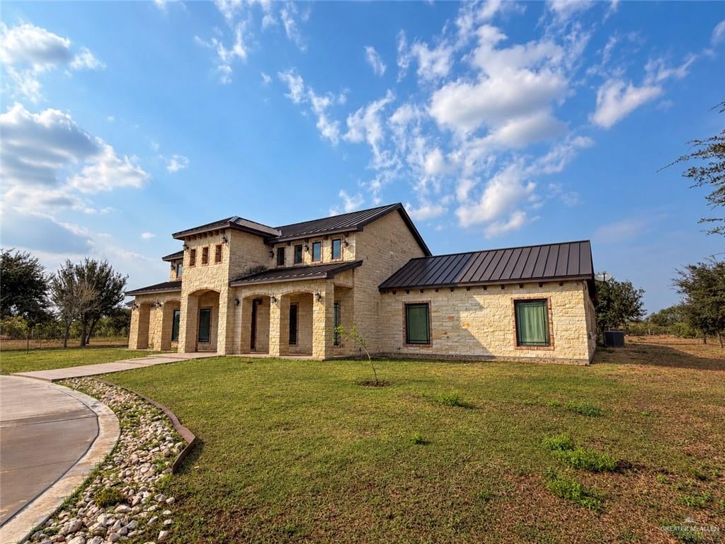 2807 Lasso Trail