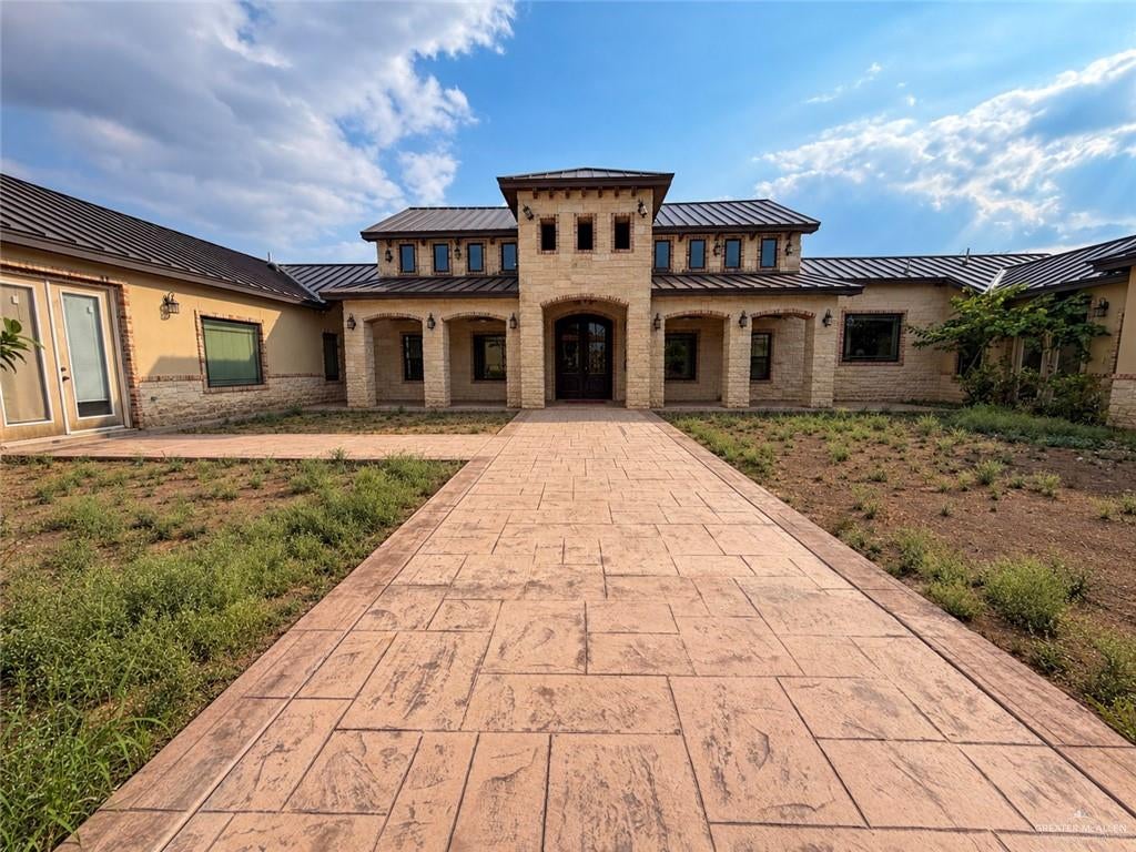 2807 Lasso Trail