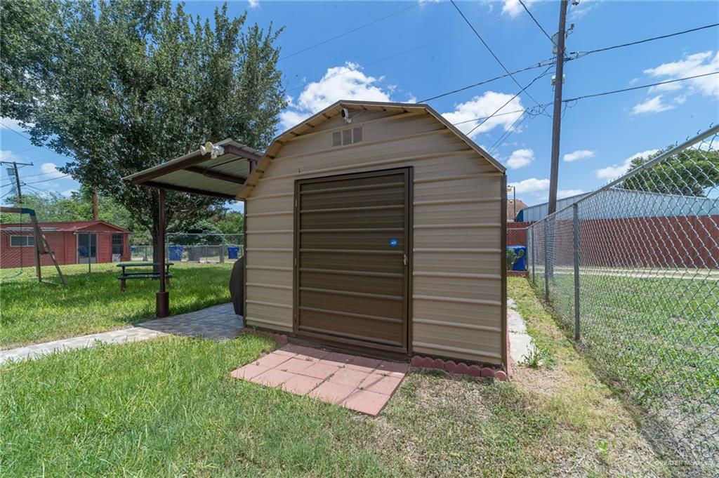 1106 17th Street, McAllen, Texas image 32