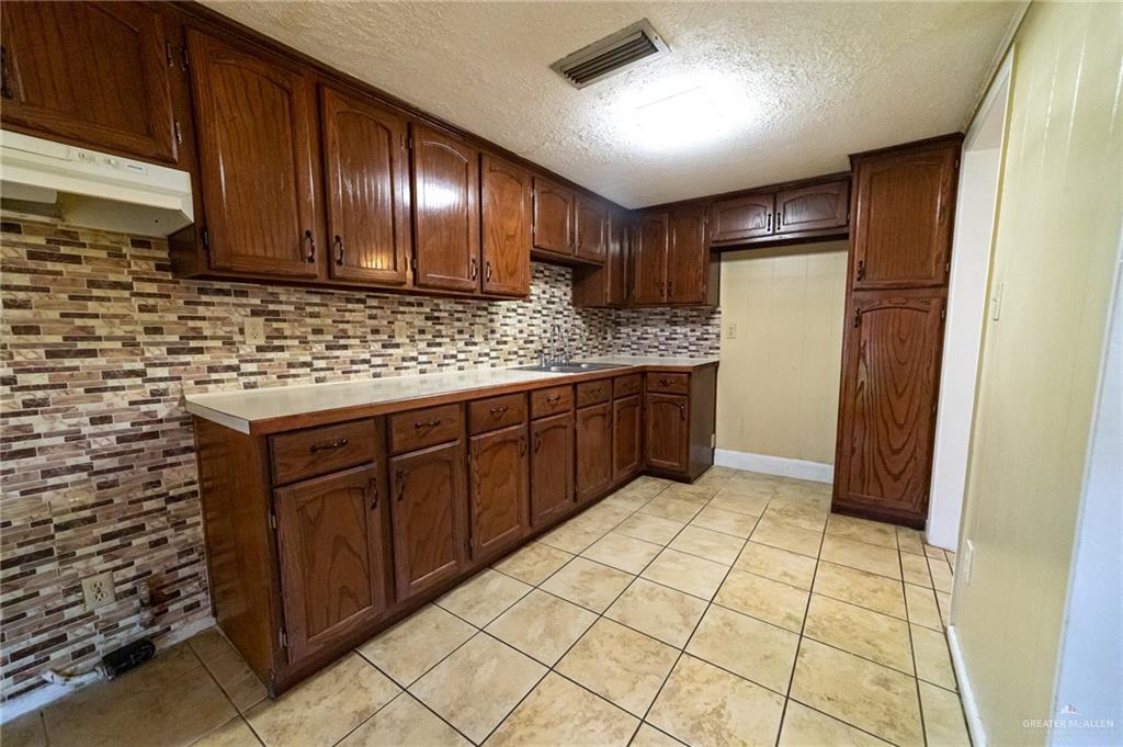 1106 17th Street, McAllen, Texas image 12