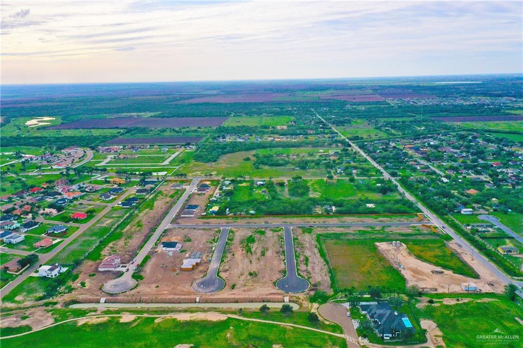 1302 Tee Box Drive, Weslaco, Texas image 8