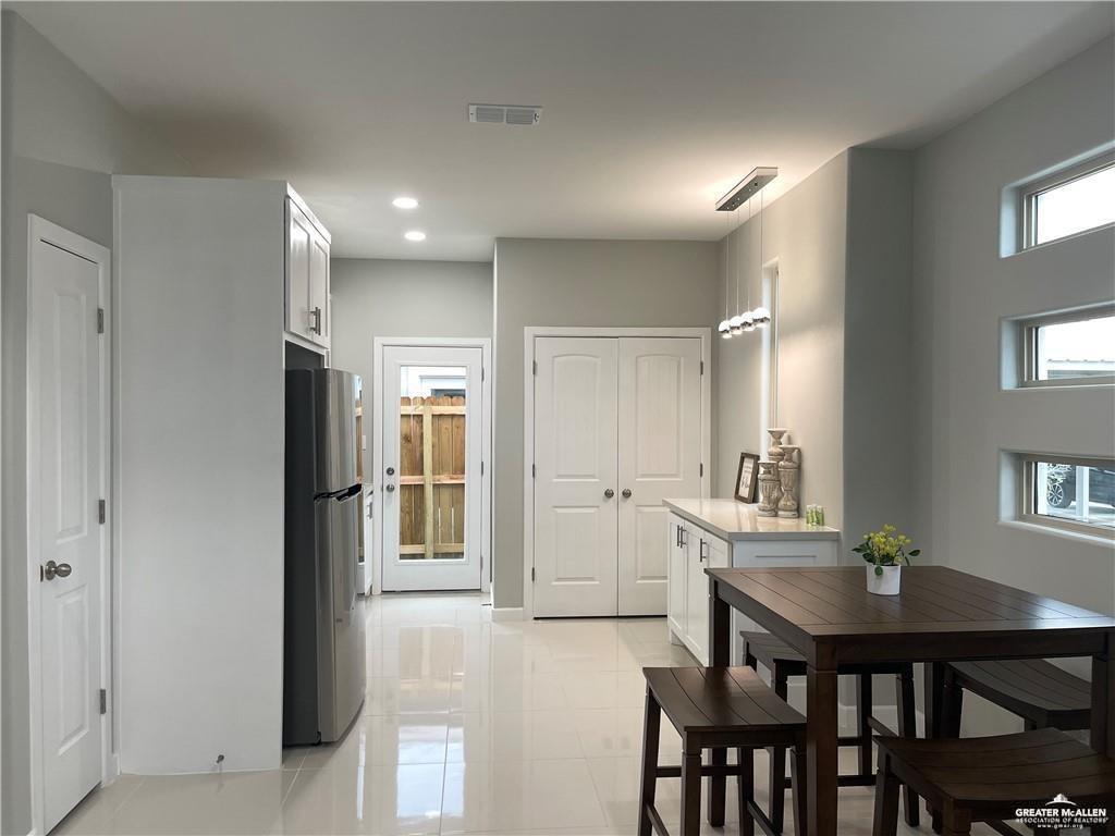 201 W St. Helena Avenue