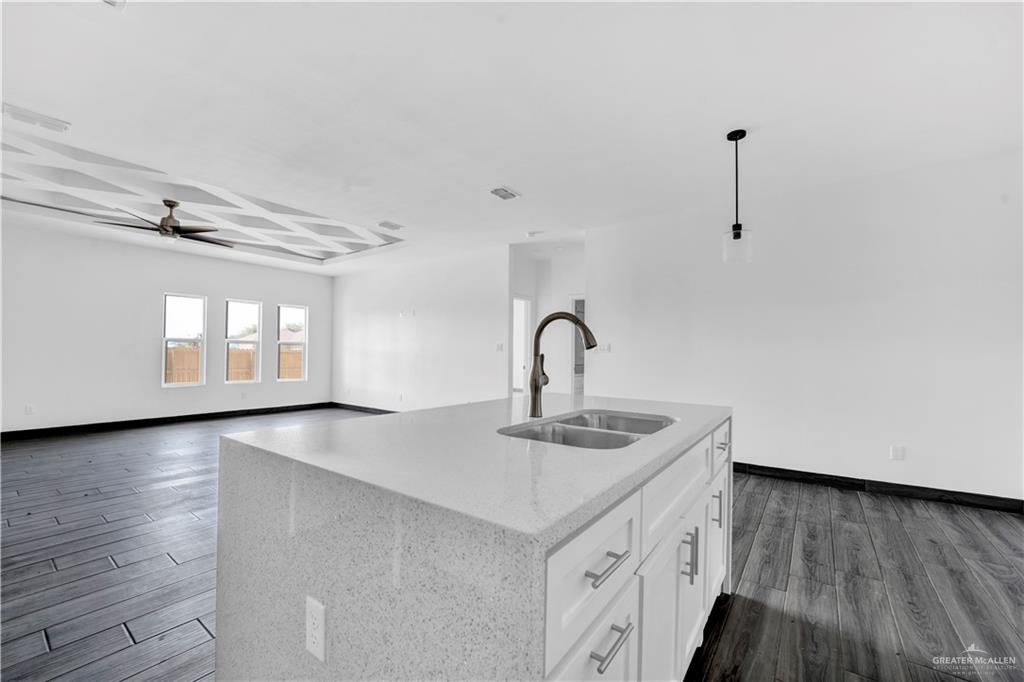 2820 Linva Avenue, McAllen, Texas image 12