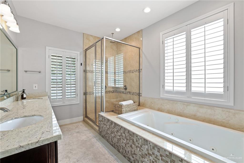 9325 W Mile 8 Road, Mission, Texas image 12