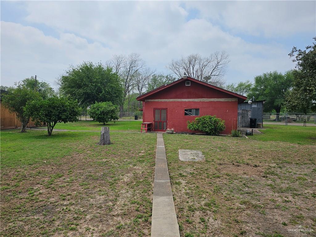 1212 S Airport Drive, Weslaco, Texas image 4