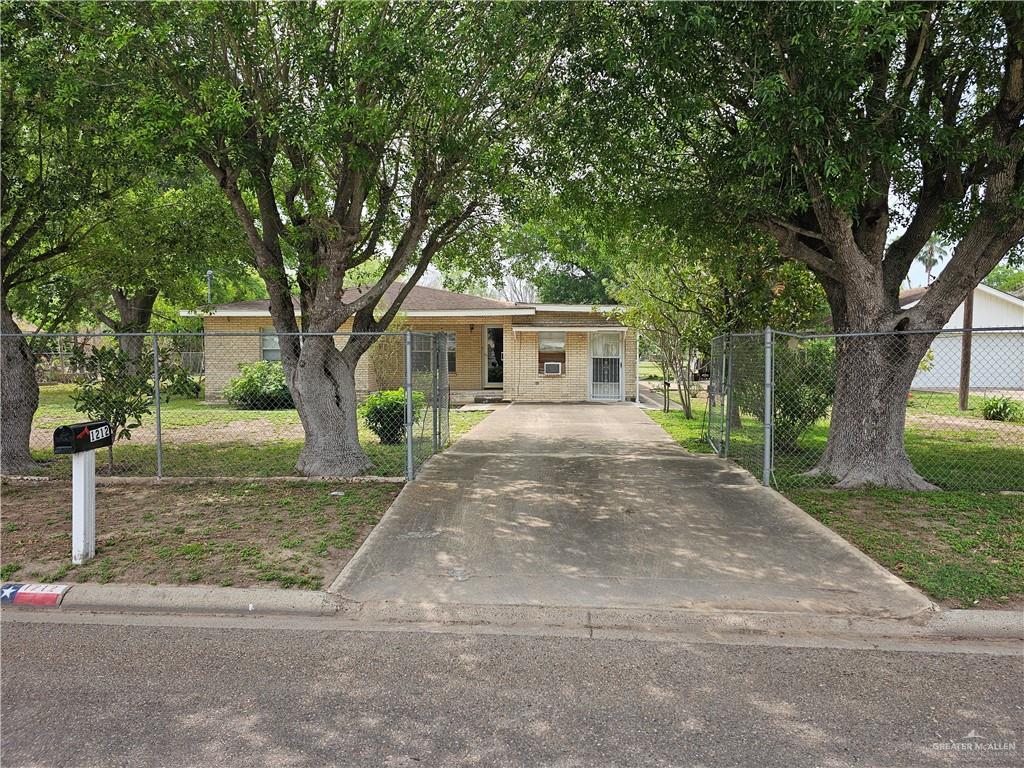 1212 S Airport Drive, Weslaco, Texas image 2