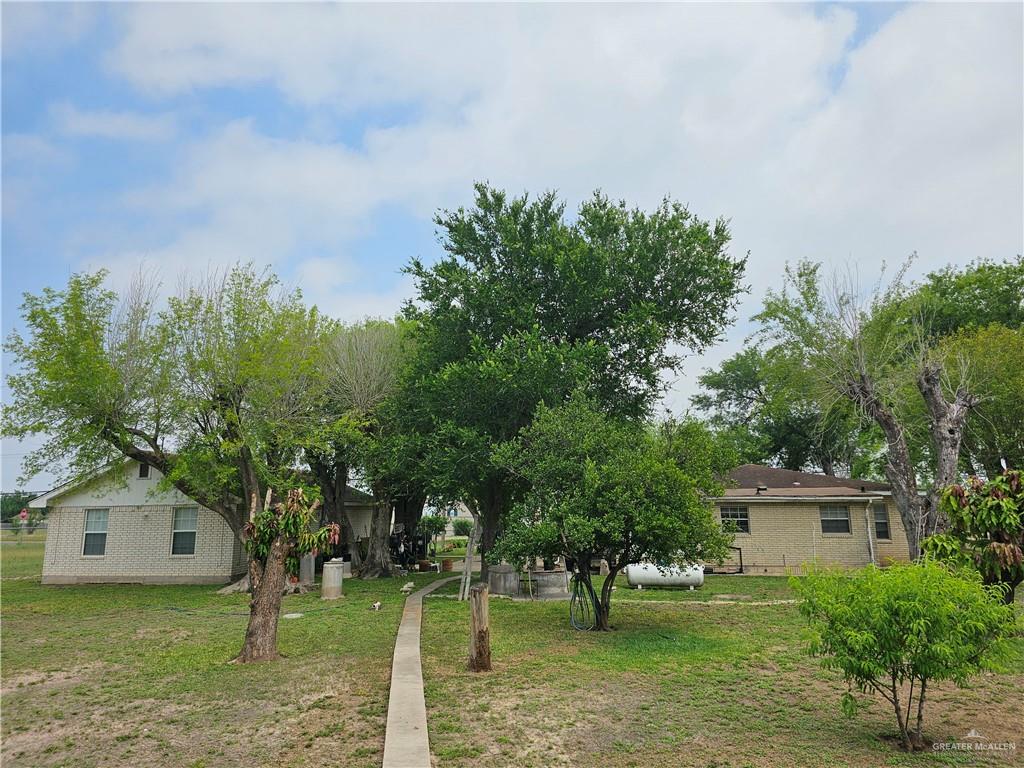 1212 S Airport Drive, Weslaco, Texas image 5