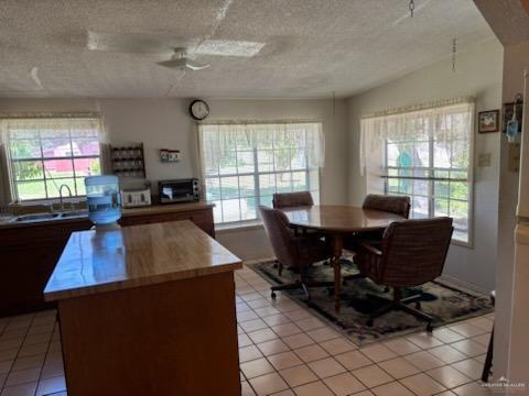 1212 S Airport Drive, Weslaco, Texas image 9