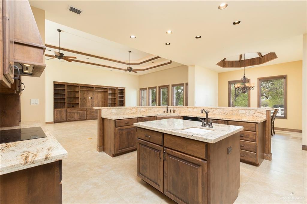 Mission, Texas, 78574, United States, 3 Bedrooms Bedrooms, ,3 BathroomsBathrooms,Residential,Active,2035579
