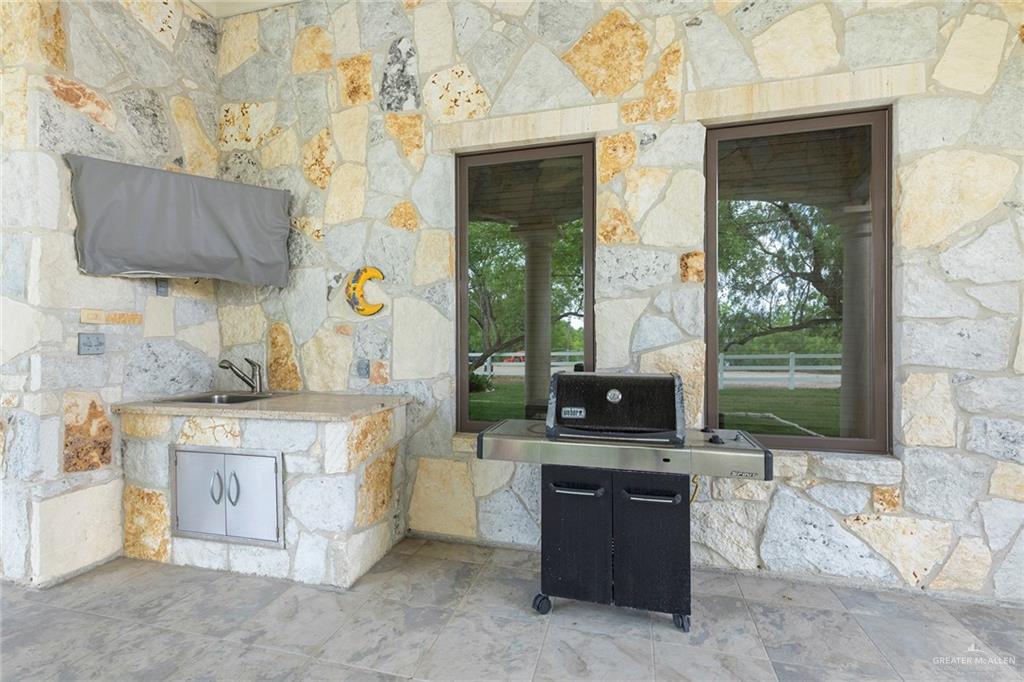 Mission, Texas, 78574, United States, 3 Bedrooms Bedrooms, ,3 BathroomsBathrooms,Residential,Active,2035579