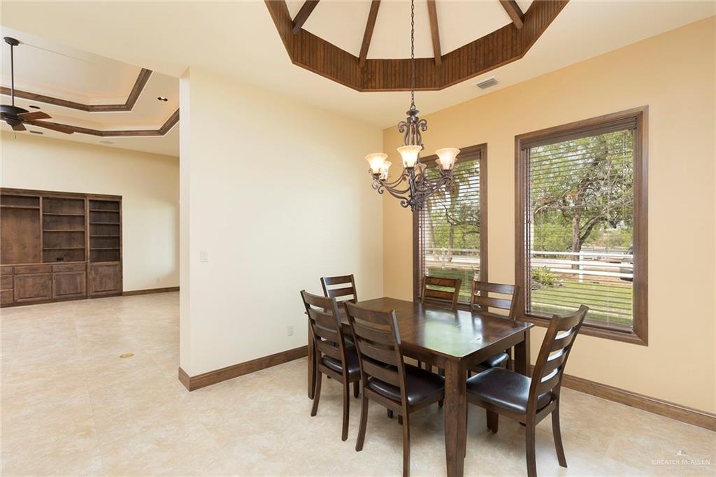 Mission, Texas, 78574, United States, 3 Bedrooms Bedrooms, ,3 BathroomsBathrooms,Residential,Active,2035579