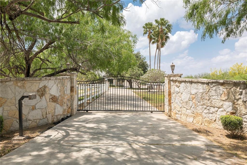 Mission, Texas, 78574, United States, 3 Bedrooms Bedrooms, ,3 BathroomsBathrooms,Residential,Active,2035579