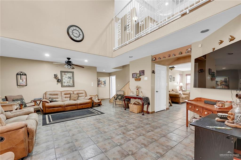 703 S Orange Street, Alton, Texas image 27