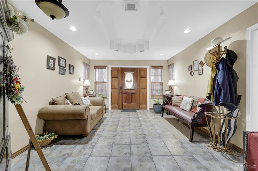 703 S Orange Street, Alton, Texas image 35
