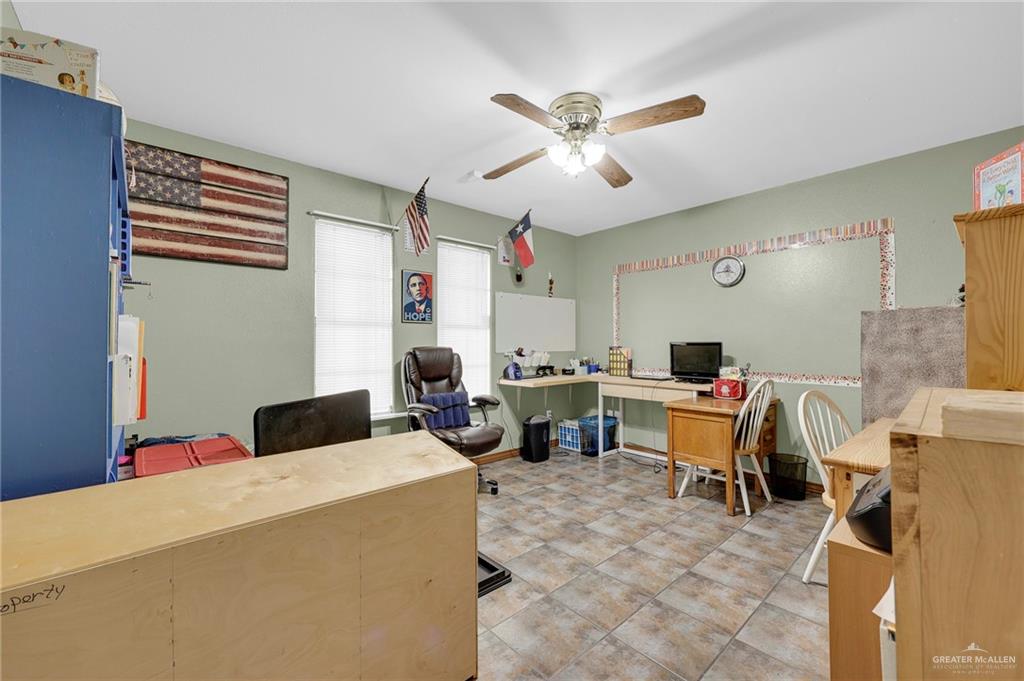 703 S Orange Street, Alton, Texas image 23
