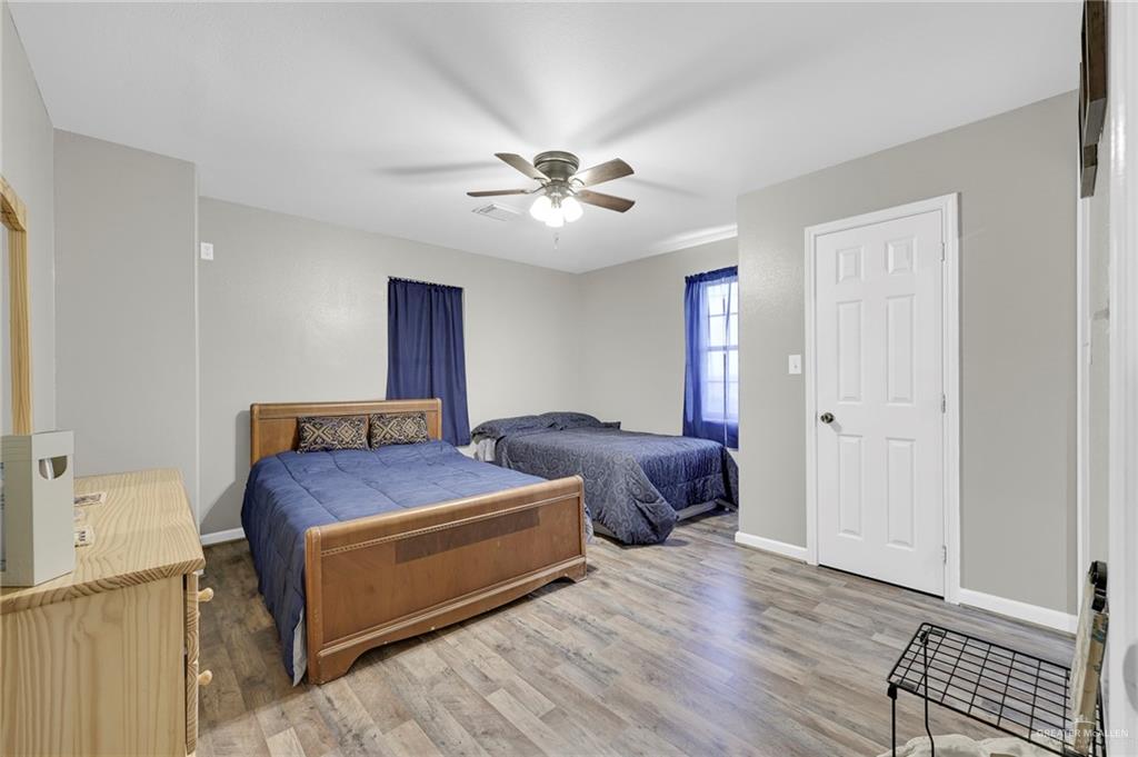 703 S Orange Street, Alton, Texas image 20