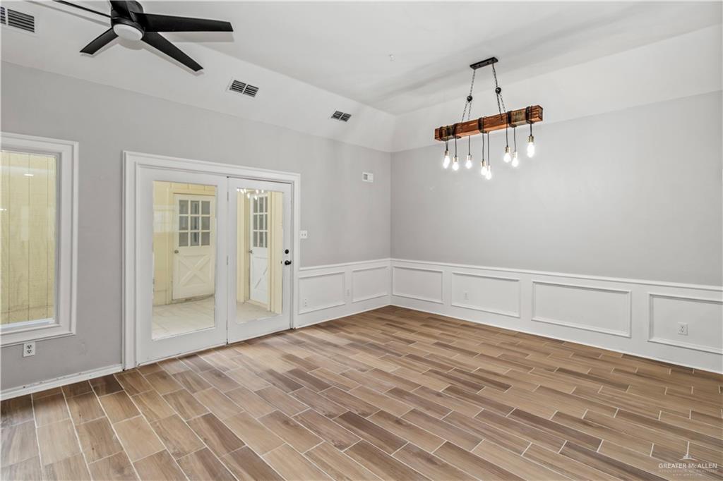 1113 Redbud Avenue, McAllen, Texas image 3