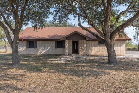 Homes For Sale - 13016 Los Terrazos Boulevard<br/> Hidalgo County, Edinburg, TX 78541