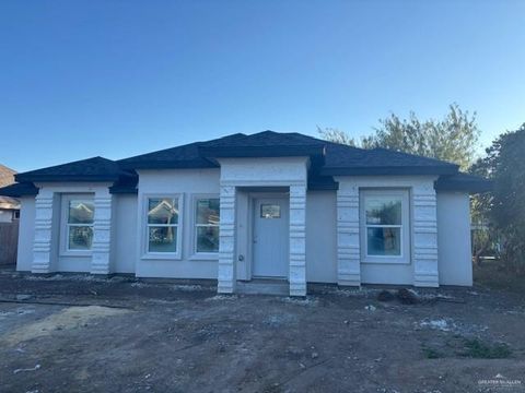 Photo of 1005 Dove Avenue, Pharr, TX 78577 (MLS # 490631)