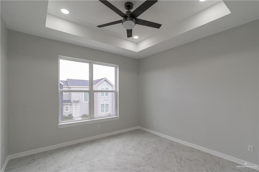 5404 N Crown Point, Pharr, Texas image 15
