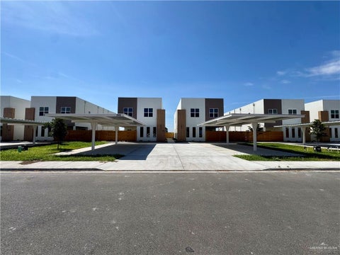 Condo For Sale - 2909 Santa Amanda #4<br/> Weslaco, TX 78596