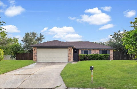 Homes For Sale - 129 W Tamarack Avenue<br/> McAllen, TX 78501